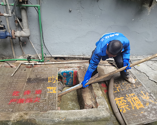 大峪镇清掏化粪池